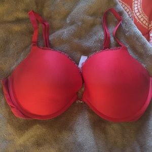 Victoria’s Secret push up bra