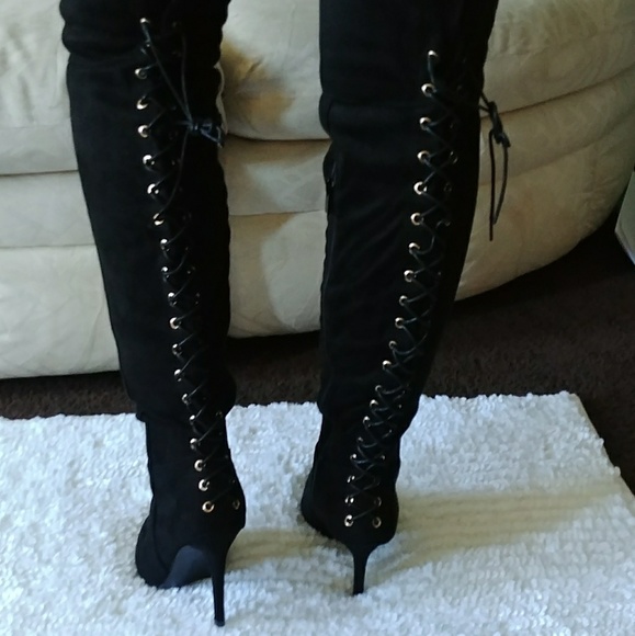 Last pair 8 SEXY Boots Over knee 🚨PRICE IS FIRM🚨 - Picture 7 of 8