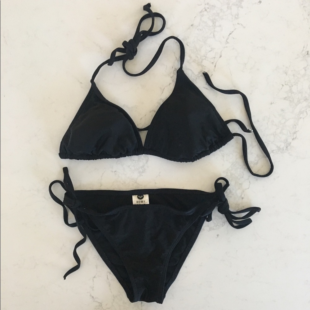 Never Worn Roxy Black Teeny String Bikini