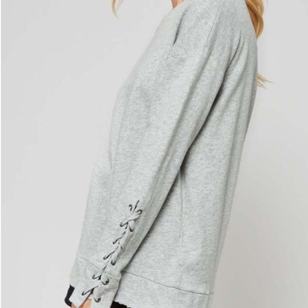S-M Distressed Lace up sleeve sweatshirt - Picture 4 of 8