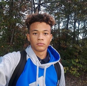 Meet your Posher, Donye'