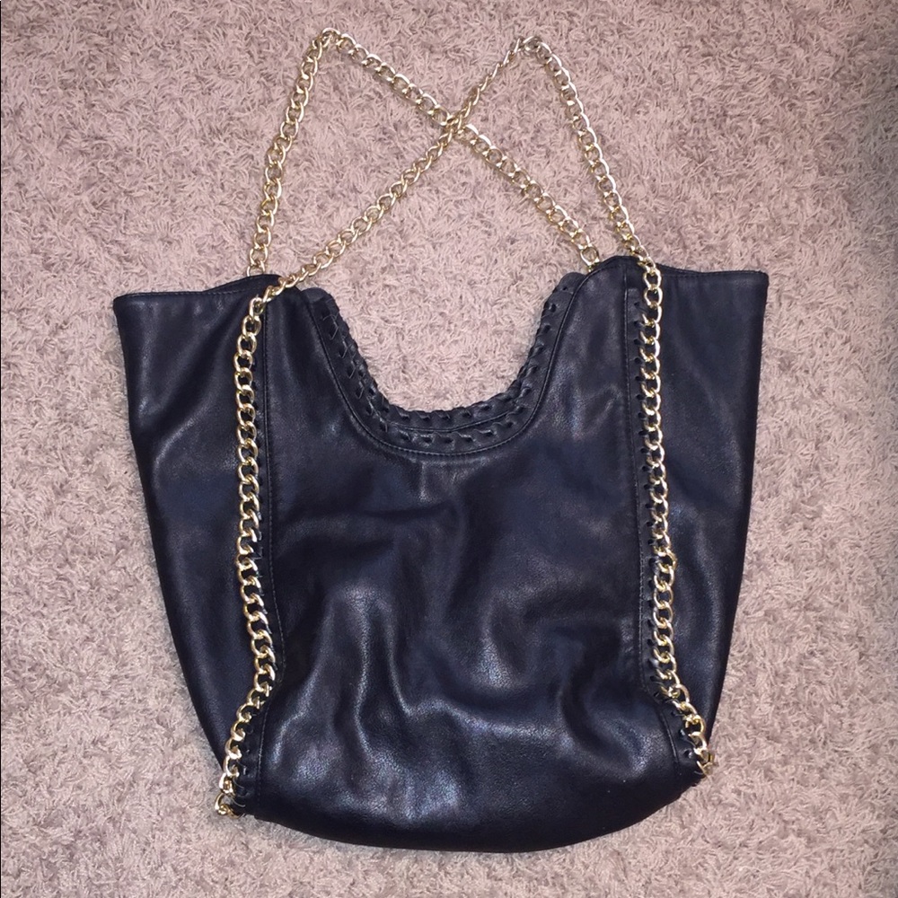 Izzy & Ali faux leather purse