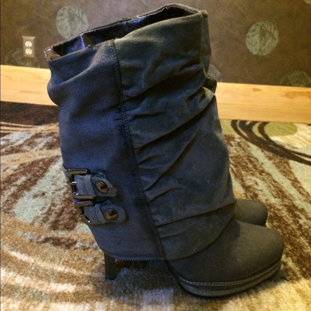 Bucco slouch boots
