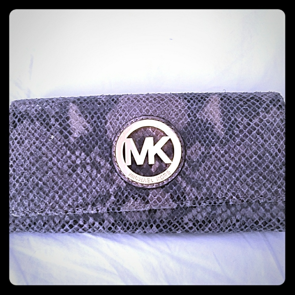 Michael Kors wallet