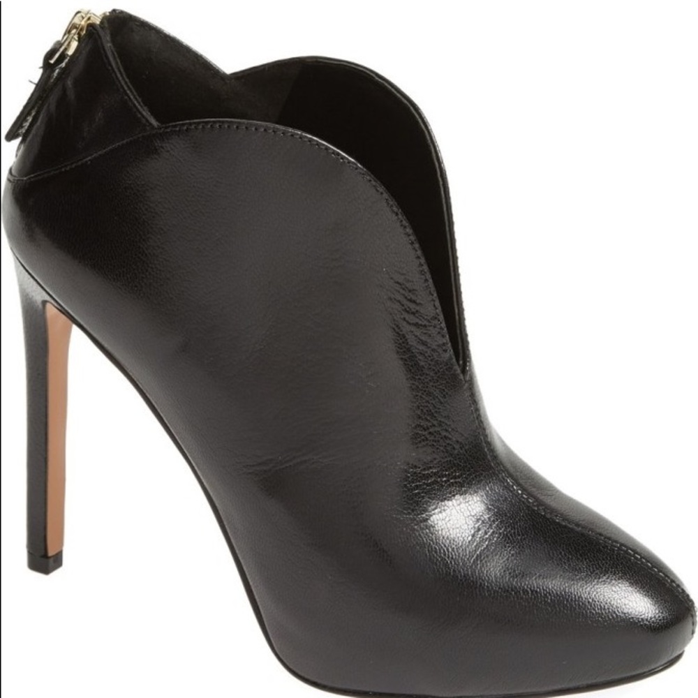 Black Nine West Nero Ankle Bootie sz 7