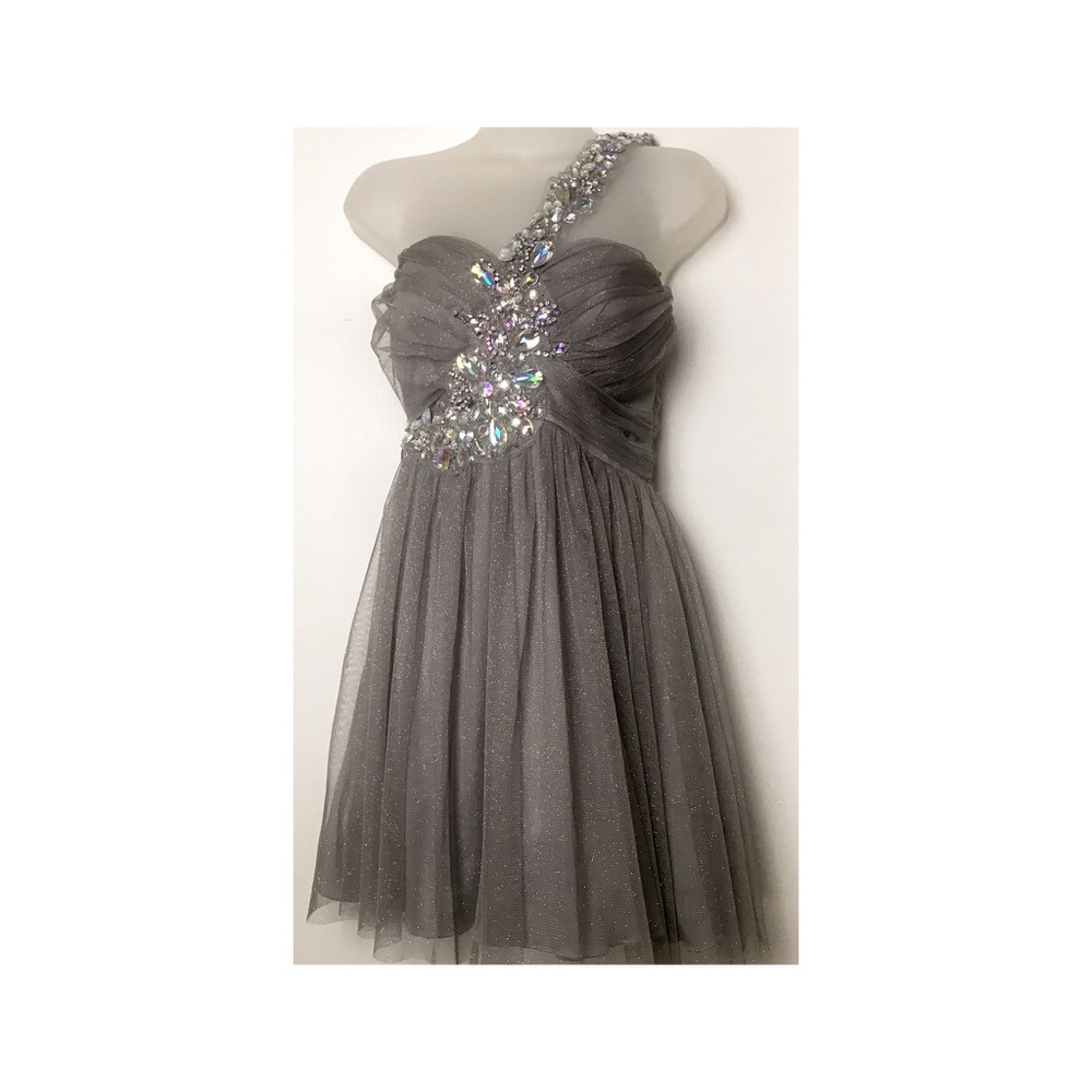 NWOT DEB size 9/10 Junior Prom dress