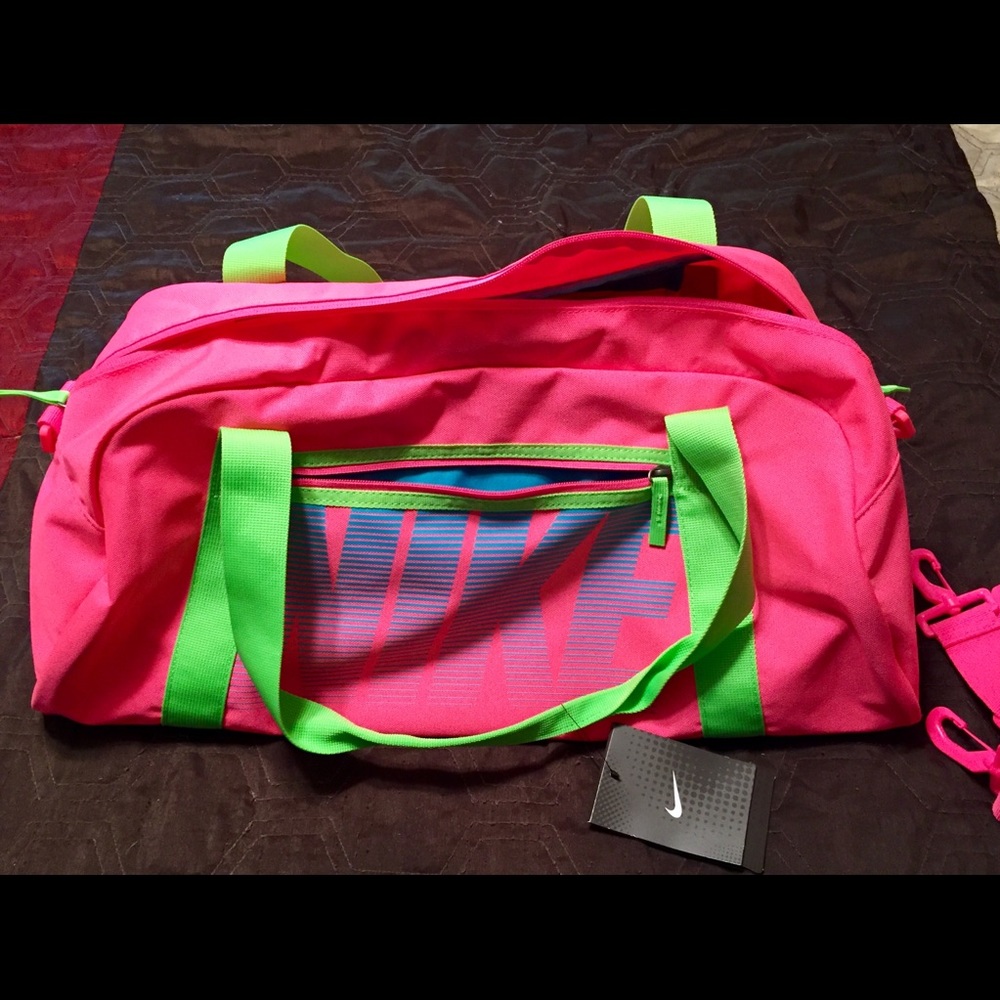 Nike duffle bag