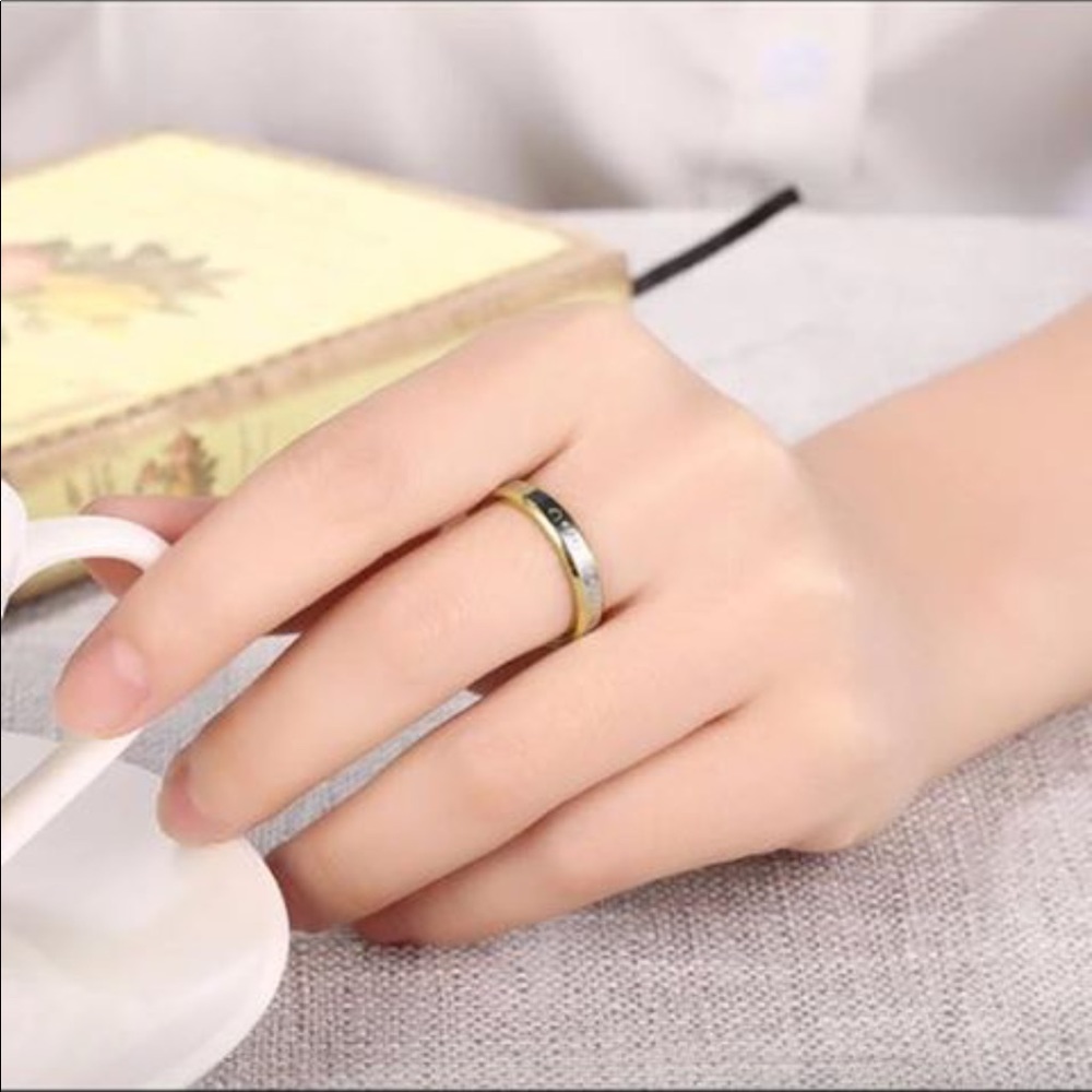18K Gold plated forever love wedding rings - Picture 4 of 8