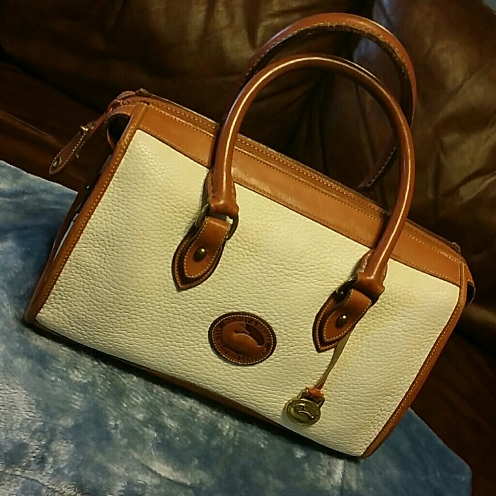 Vintage  Dooney & Bourke White w/tan Satchel Purse