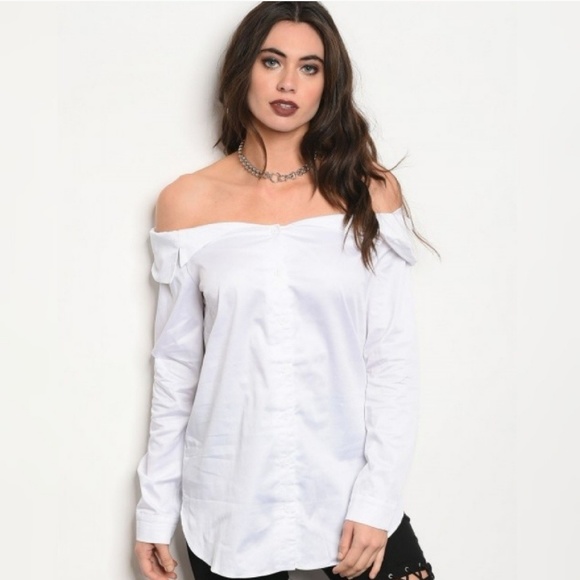 Off Shoulder Blouse - Picture 2 of 3