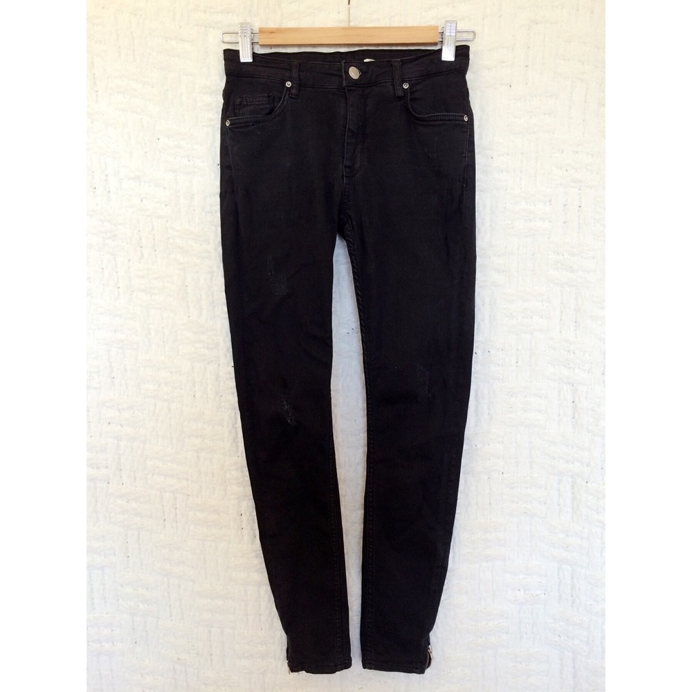 Zara Medium Rise Distressed Skinny Jeans
