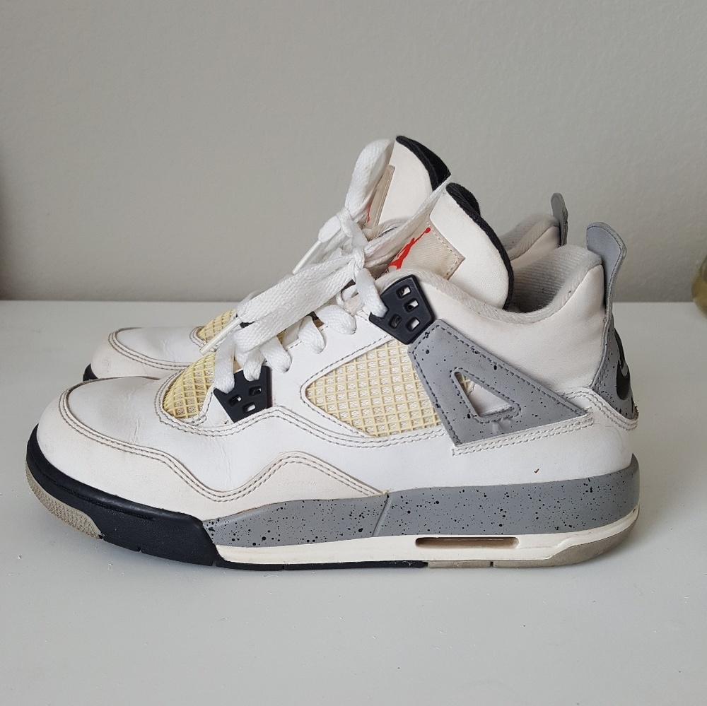 Air Jordan 4 Retro OG BG