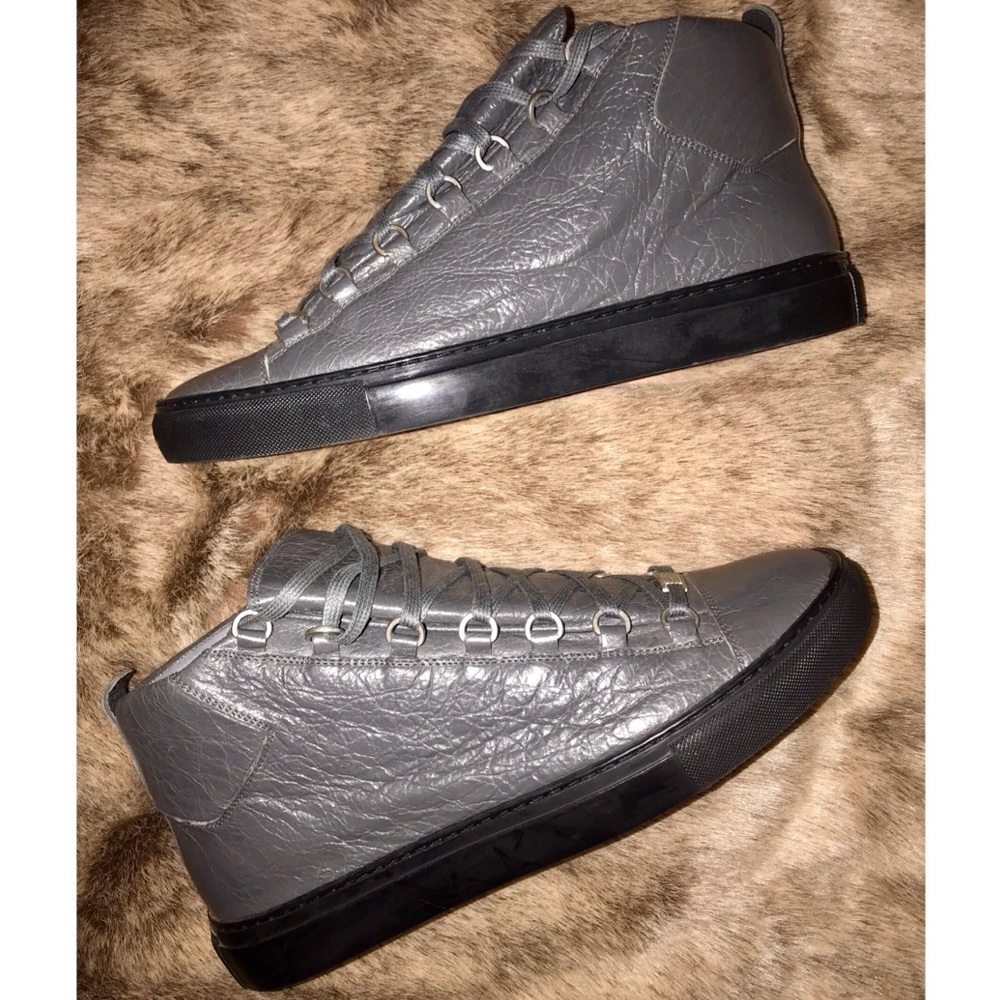 Balenciaga High Sneakers - BRAND NEW & NEVER WORN