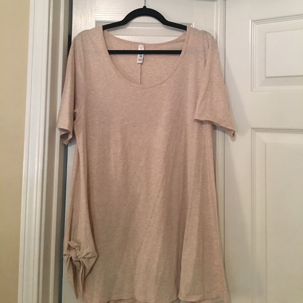 Lularoe Perfect T