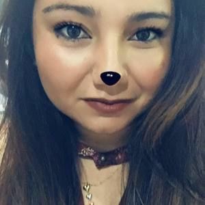 Meet your Posher, Adriana