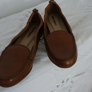 Loafers tan new wide width