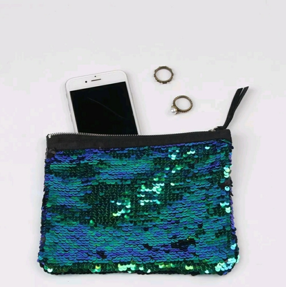 WOMEN SEQUINS REVERSABLE GREEN BLACK MERMAID POUCH