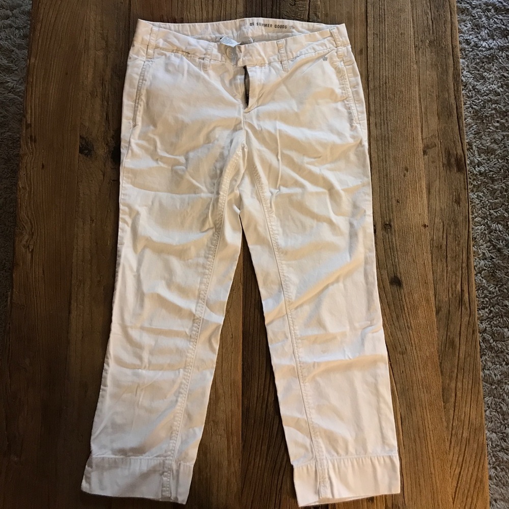 G1 Goods white crop
