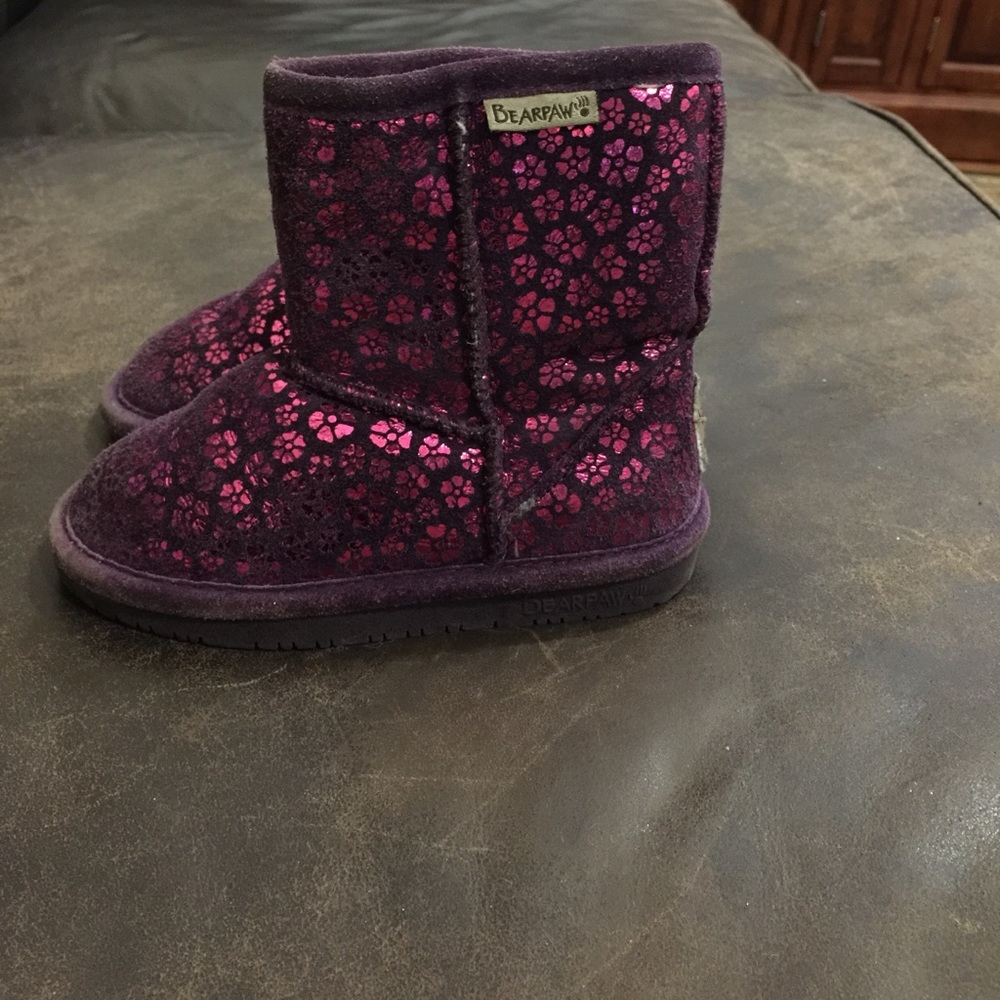 Bearpaw purple and magenta boots.