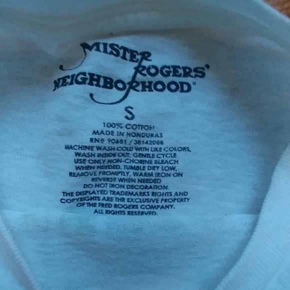 Mister Rogers t-shirt - Picture 3 of 3