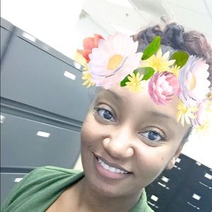 Meet your Posher, Jamesha