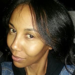 Meet your Posher, Evette