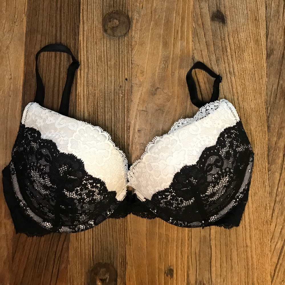 Victoria's Secret lace push up bra