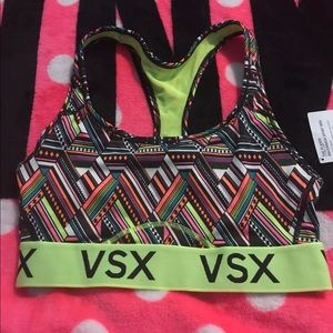 NWT Small Victoria Secret Sports Bra