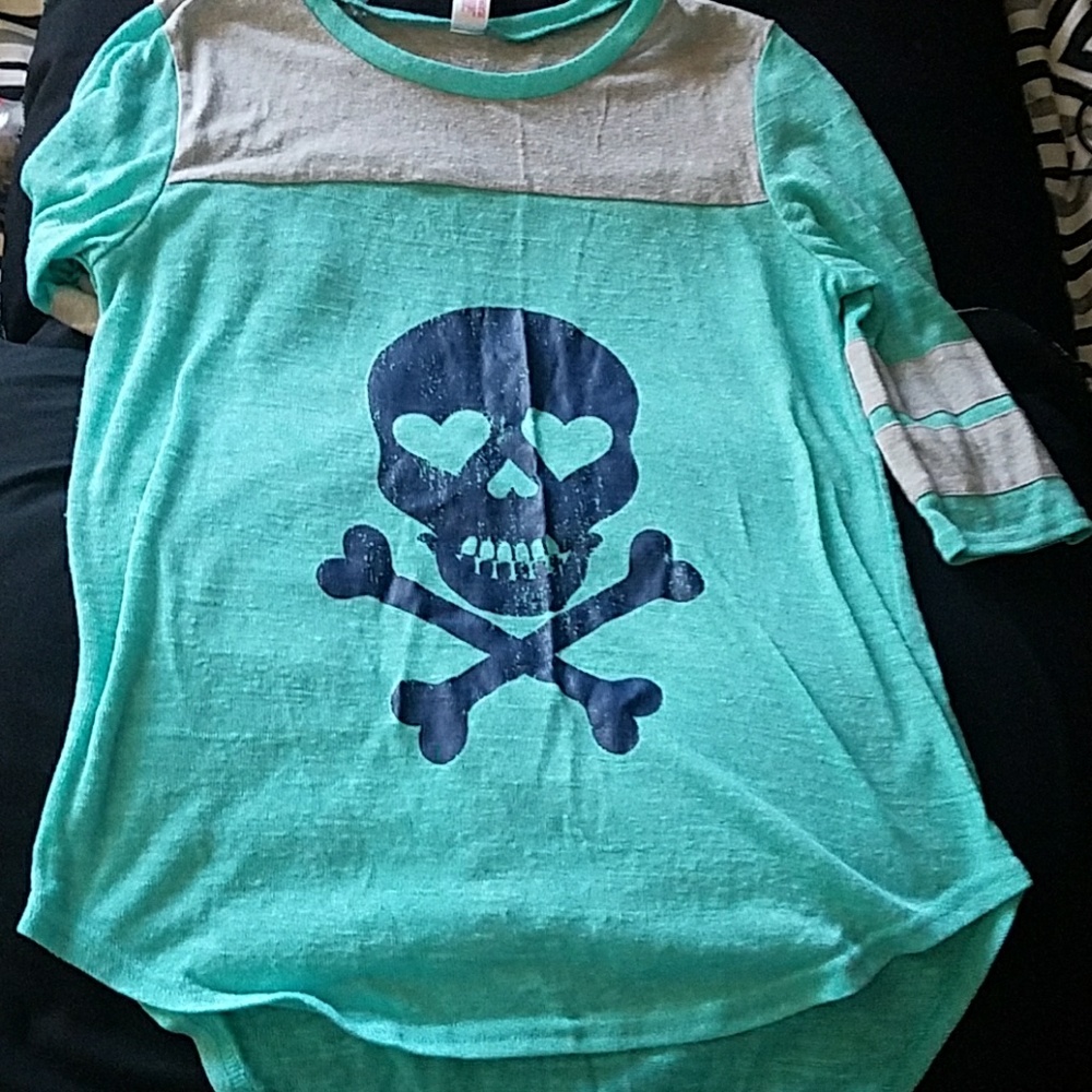 Long sleeve shirt