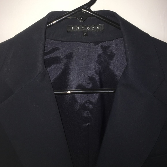 Theory navy blazer - Picture 2 of 8