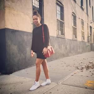 Meet your Posher, Ella