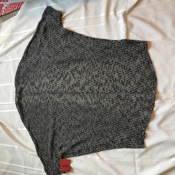 Mossimo Sweater Small - Picture 4 of 4