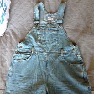 London Jean Moda International short overalls