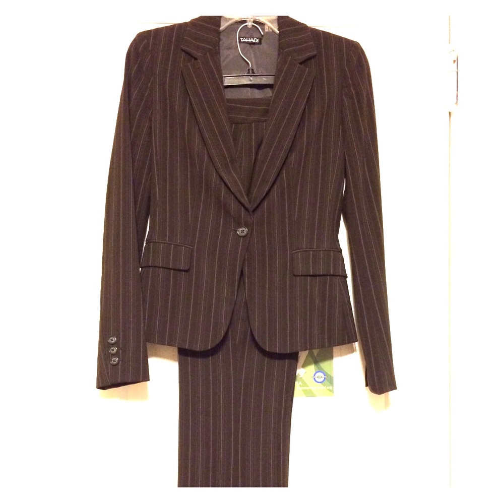 Tahari 2-piece petite brown suit, size 2.