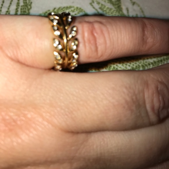 Stella and Dot ring - Picture 3 of 3