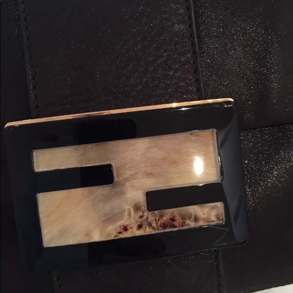 Super Sale! 💕 Fendi HandBag - Picture 3 of 8