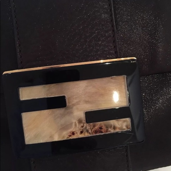 Super Sale! 💕 Fendi HandBag - Picture 3 of 8