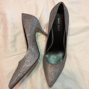 Nine West Pointed Toe Heels Silver Glitter