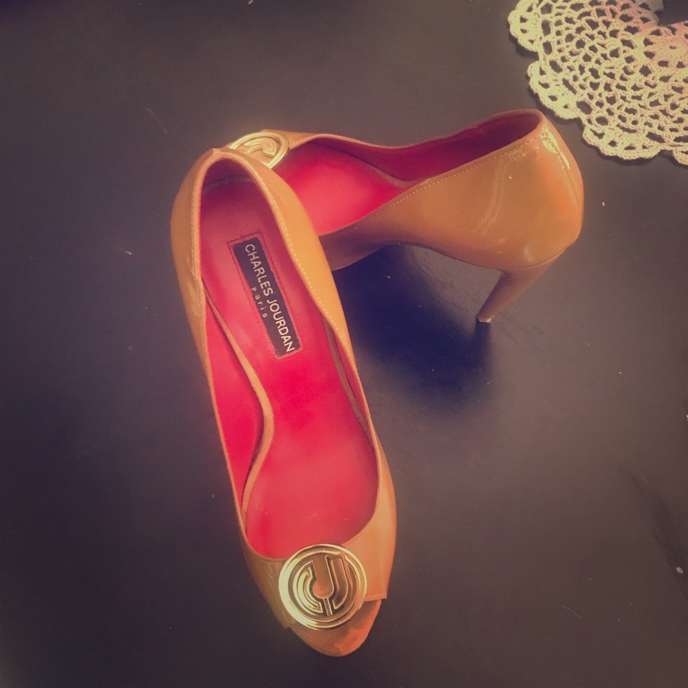 Gorgeous Charles Jourdan Heels