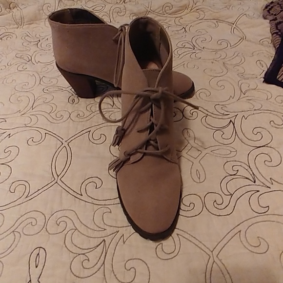 Ankle booties - Picture 4 of 4