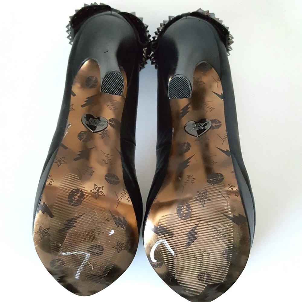 🎀SOLD🎀 BETSEY JOHNSON Studded Leather Platform - Picture 5 of 8