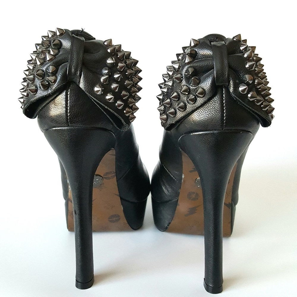 🎀SOLD🎀 BETSEY JOHNSON Studded Leather Platform - Picture 2 of 8