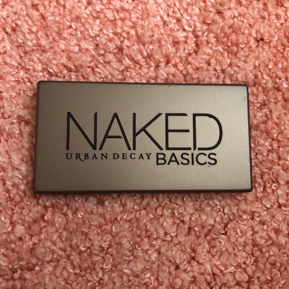 Urban Decay Naked Basic Eyeshadow pallet