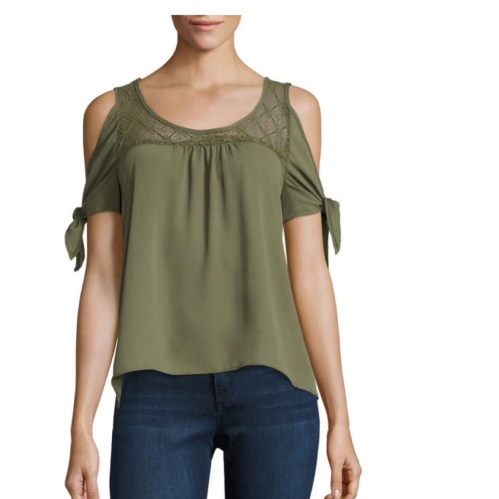 Self Esteem  juniors dress shirt (medium)