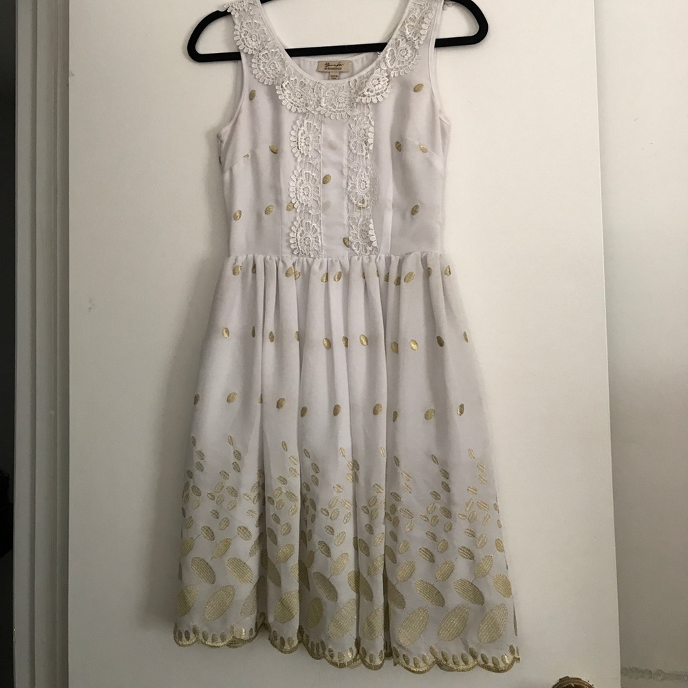 Bebe tea dress size XS Easter