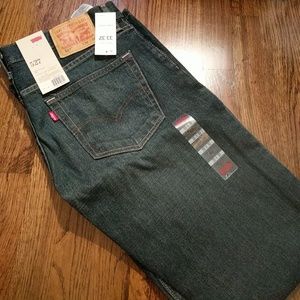 Levi's Slim Bootcut 527