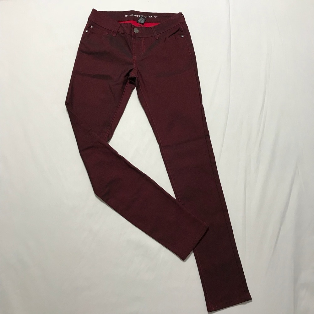 Women’s/Juniors crimson red stretch skinny pants