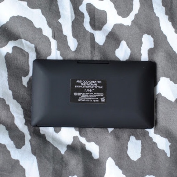 LIMITED EDITION NARS And God Created the Woman - Picture 2 of 5