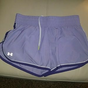 Shorts heat gear semi-fitted size M