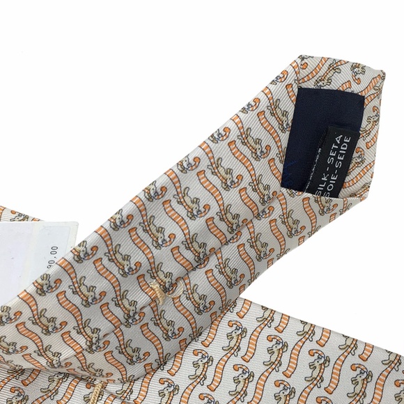 Authentic Salvatore Ferragamo Dog & Scarf Tie - Picture 5 of 6